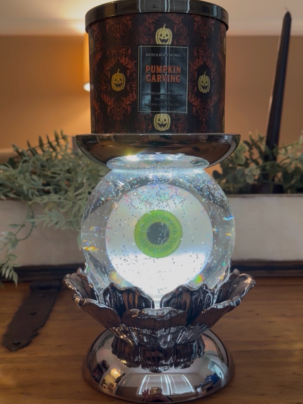 Bath & Body Works Eyeball Globe Pedestal Candle Holder